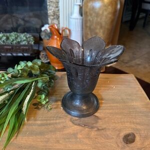 VTG Vase Midnight Blue Flash 6 Petal Top Recycled Glass Made in Spain 6.5 inch